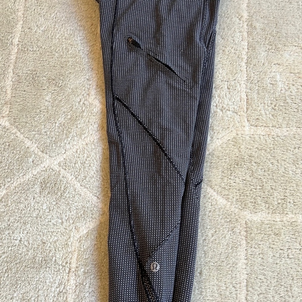 Lululemon Cadence Crusher Tights View 6